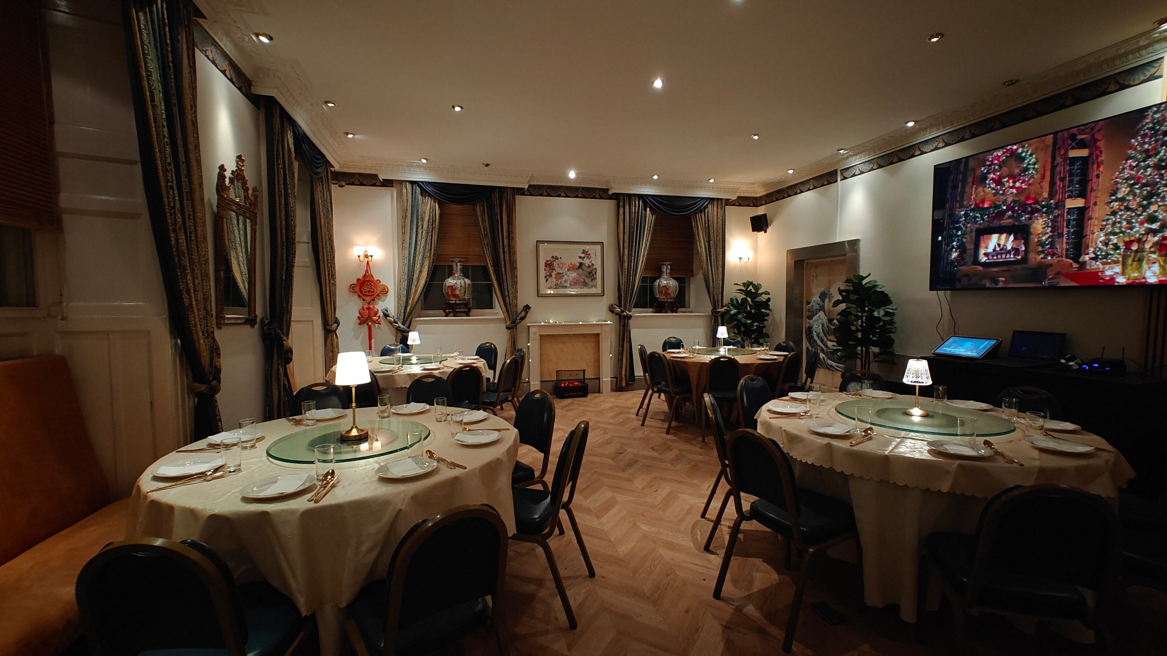 Private dining room